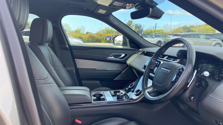 Land Rover Range Rover Velar 3.0 D300 R-Dynamic HSE 5dr Auto Diesel Estate